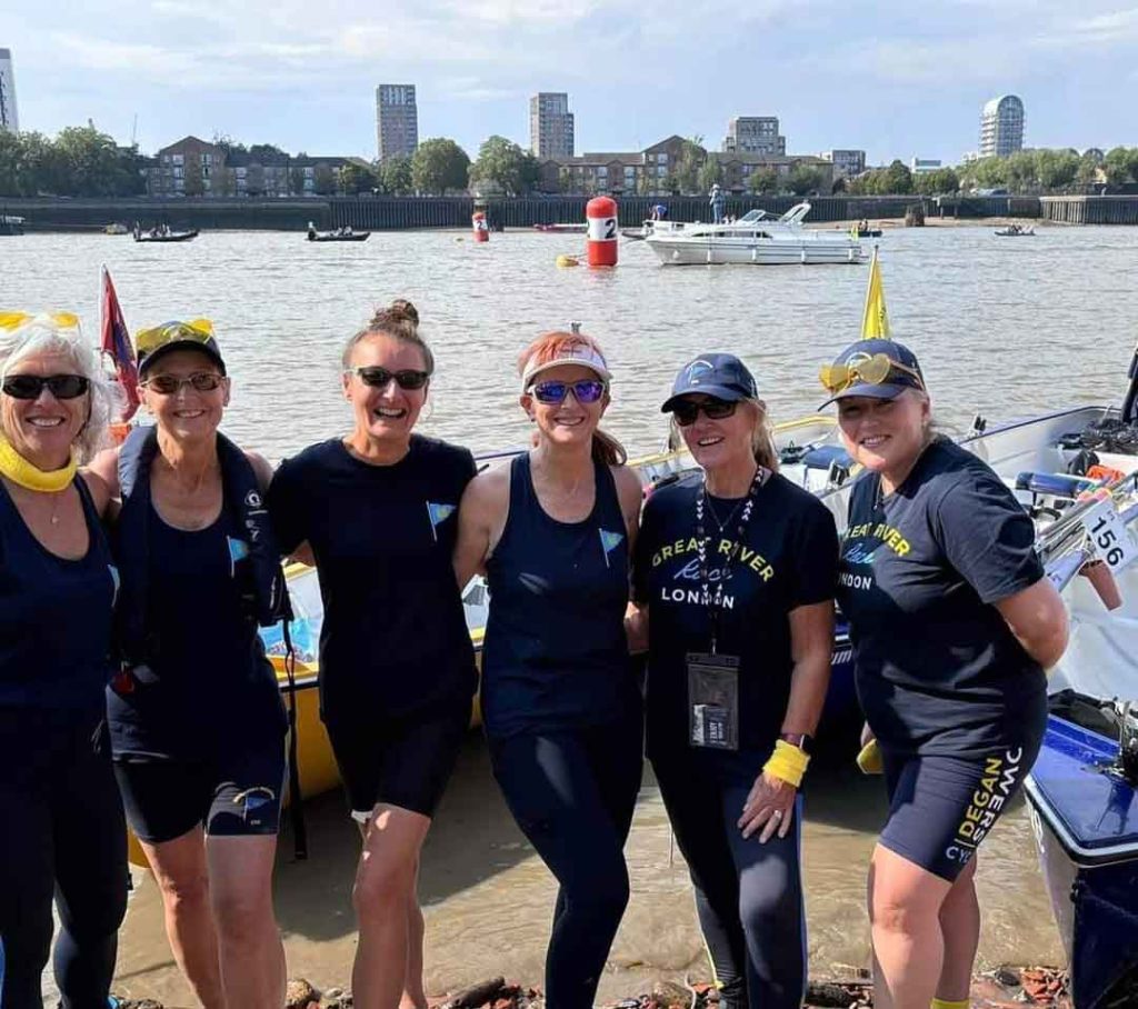 Coway rowers racing in the Thames